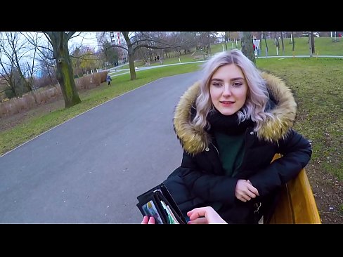 ❤️ Акча үчүн чоочун адамдын ысык спермасын жутат - минет паркта Эва Элфи ️❌ Секс видео боюнча бизде ﹏
